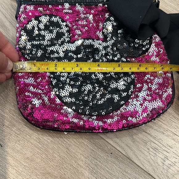 Disney authentic parks sequin purse - Picture 4 of 5